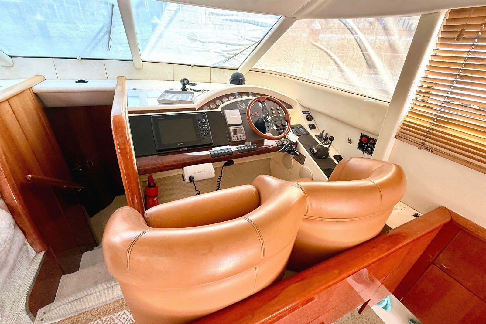 2000 Fairline Squadron 55 - Photo 9