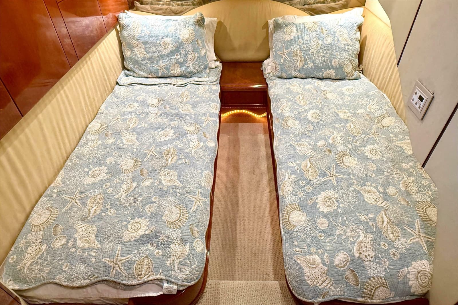 2000 Fairline Squadron 55 - Photo 17