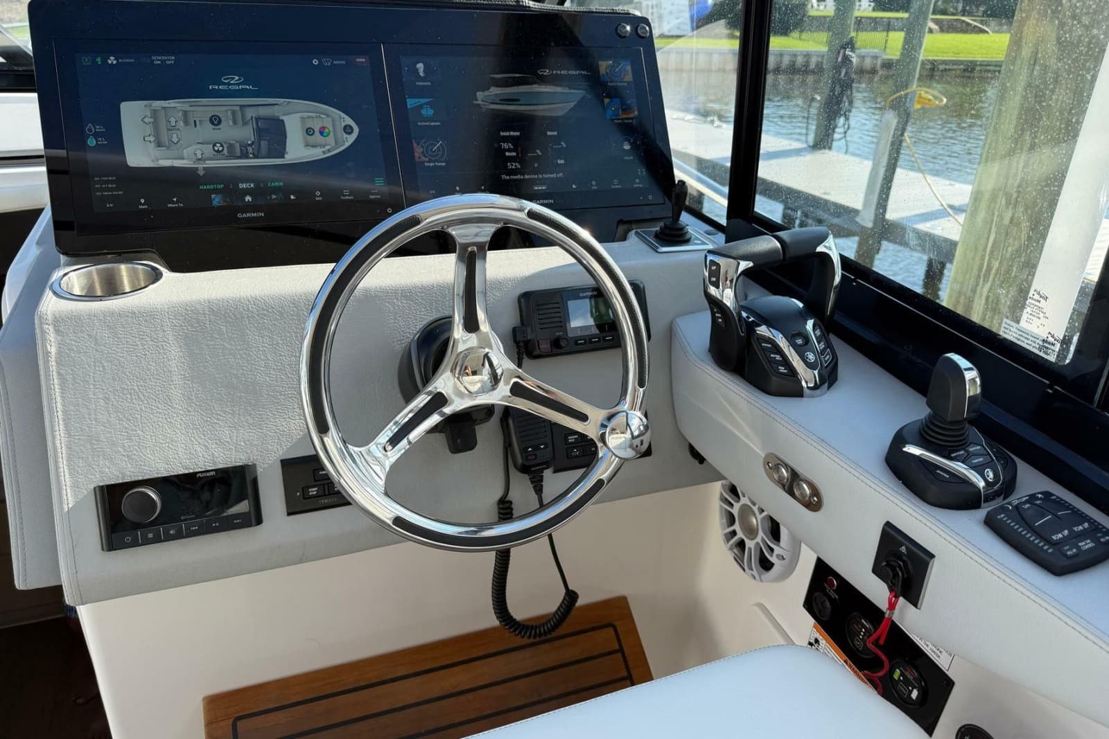 2025 Regal 36 XO - Photo 9