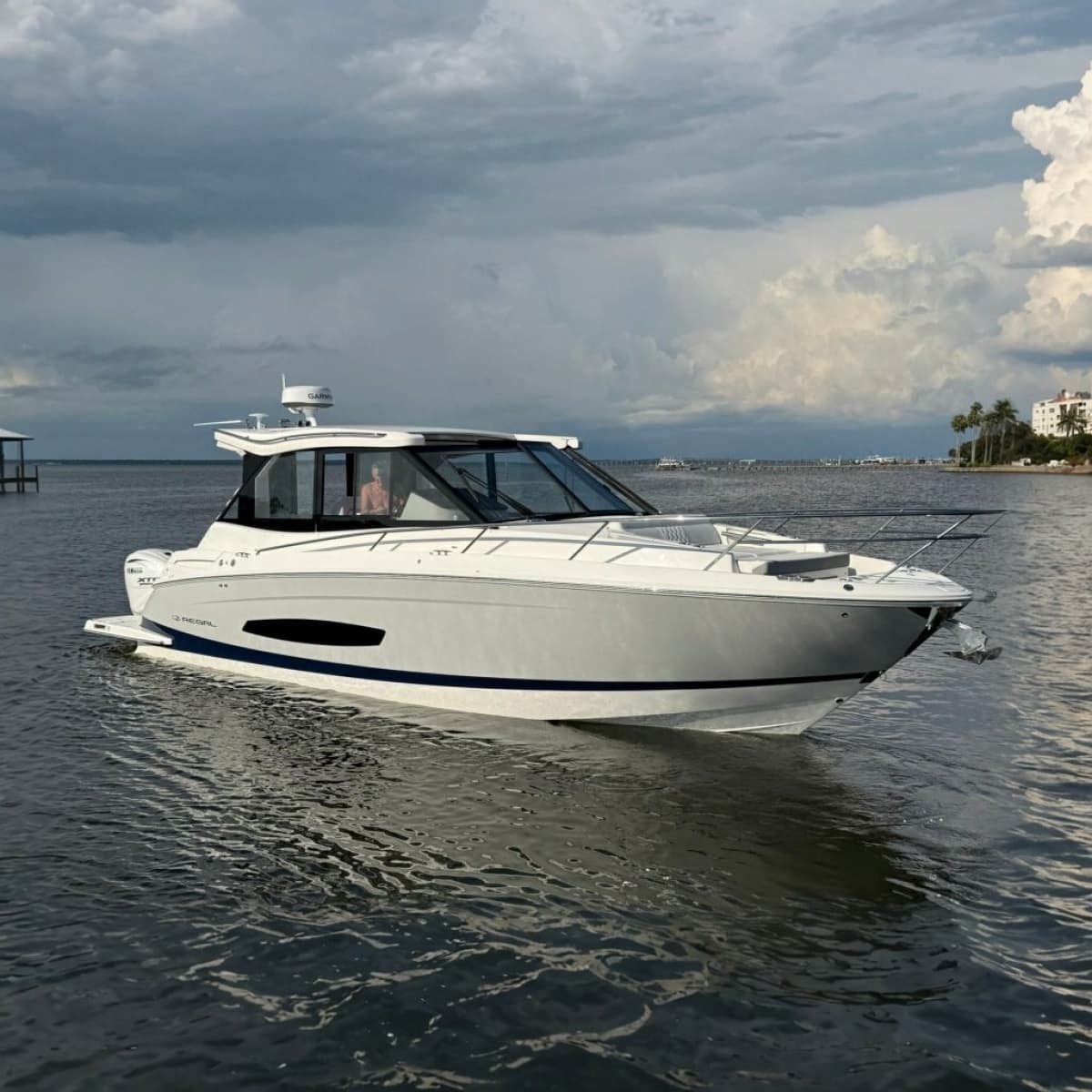 2025 Regal 36 XO - Photo 1