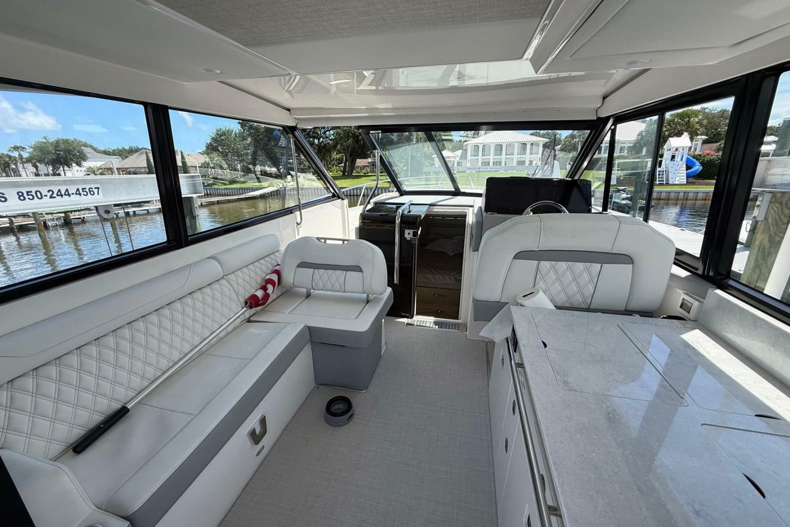 2025 Regal 36 XO - Photo 7