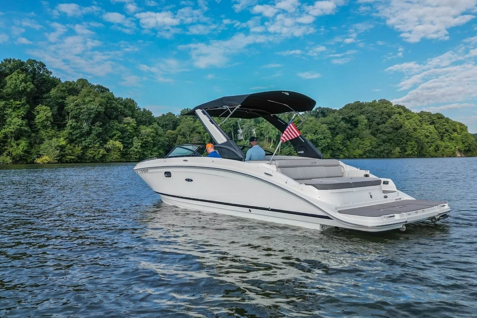 2024 Sea Ray SDX 270 - Photo 2