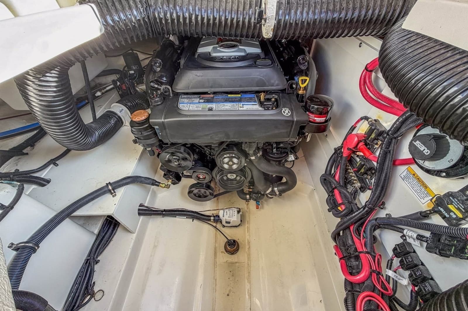 2024 Sea Ray SDX 270 - Photo 31