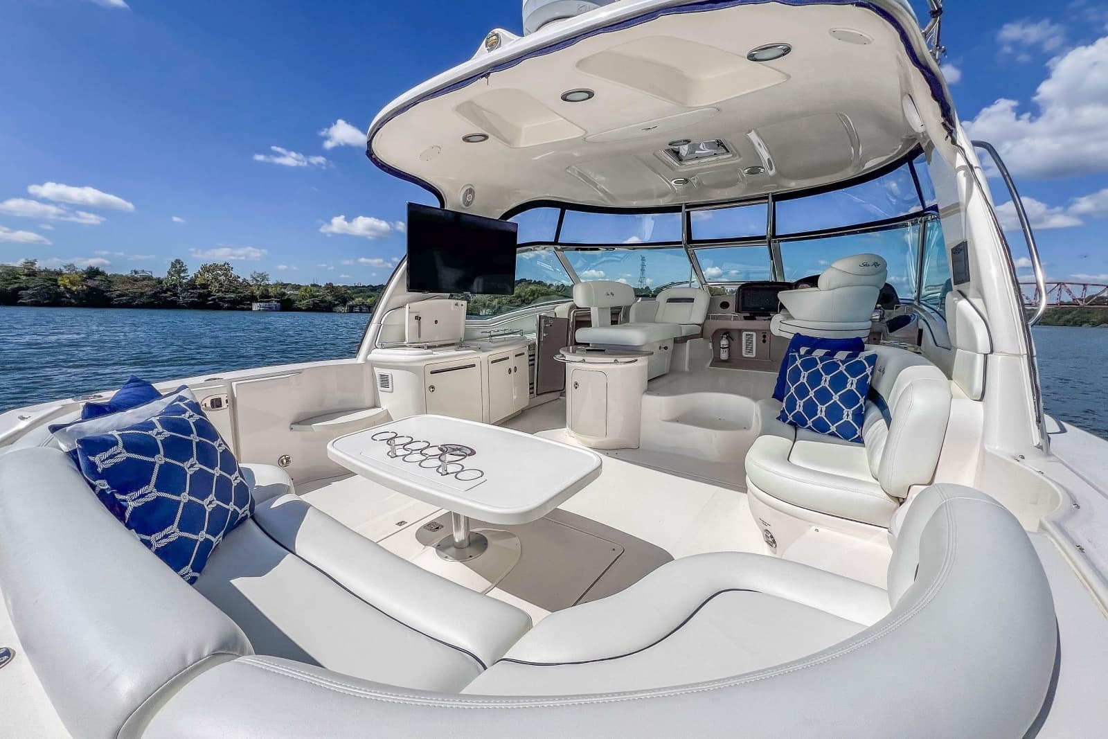 2005 Sea Ray 500 Sundancer - Photo 26