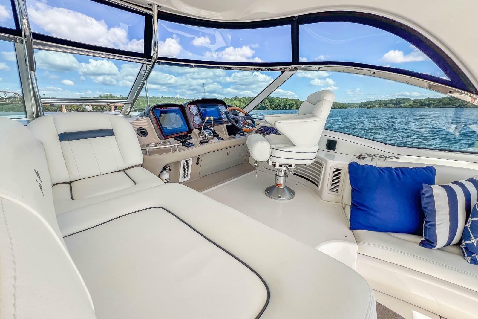 2005 Sea Ray 500 Sundancer - Photo 34