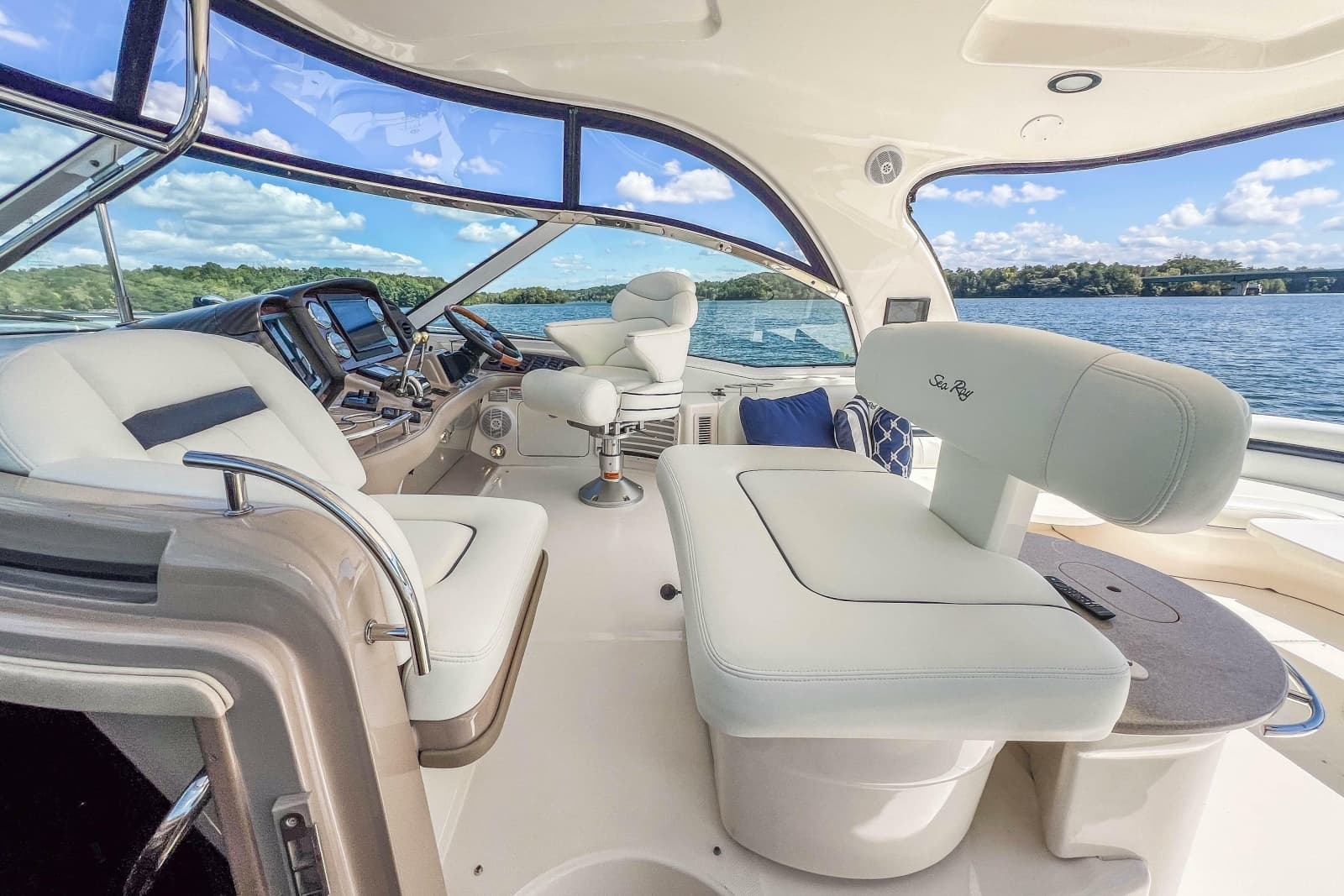 2005 Sea Ray 500 Sundancer - Photo 36