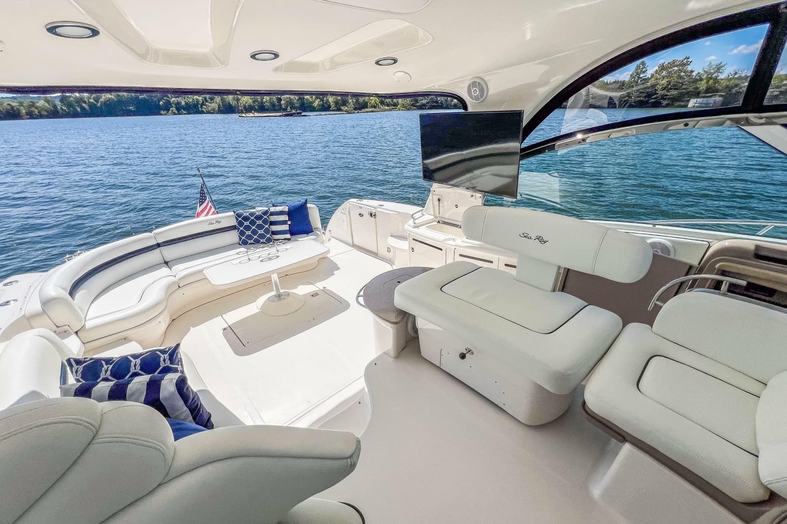 2005 Sea Ray 500 Sundancer - Photo 32