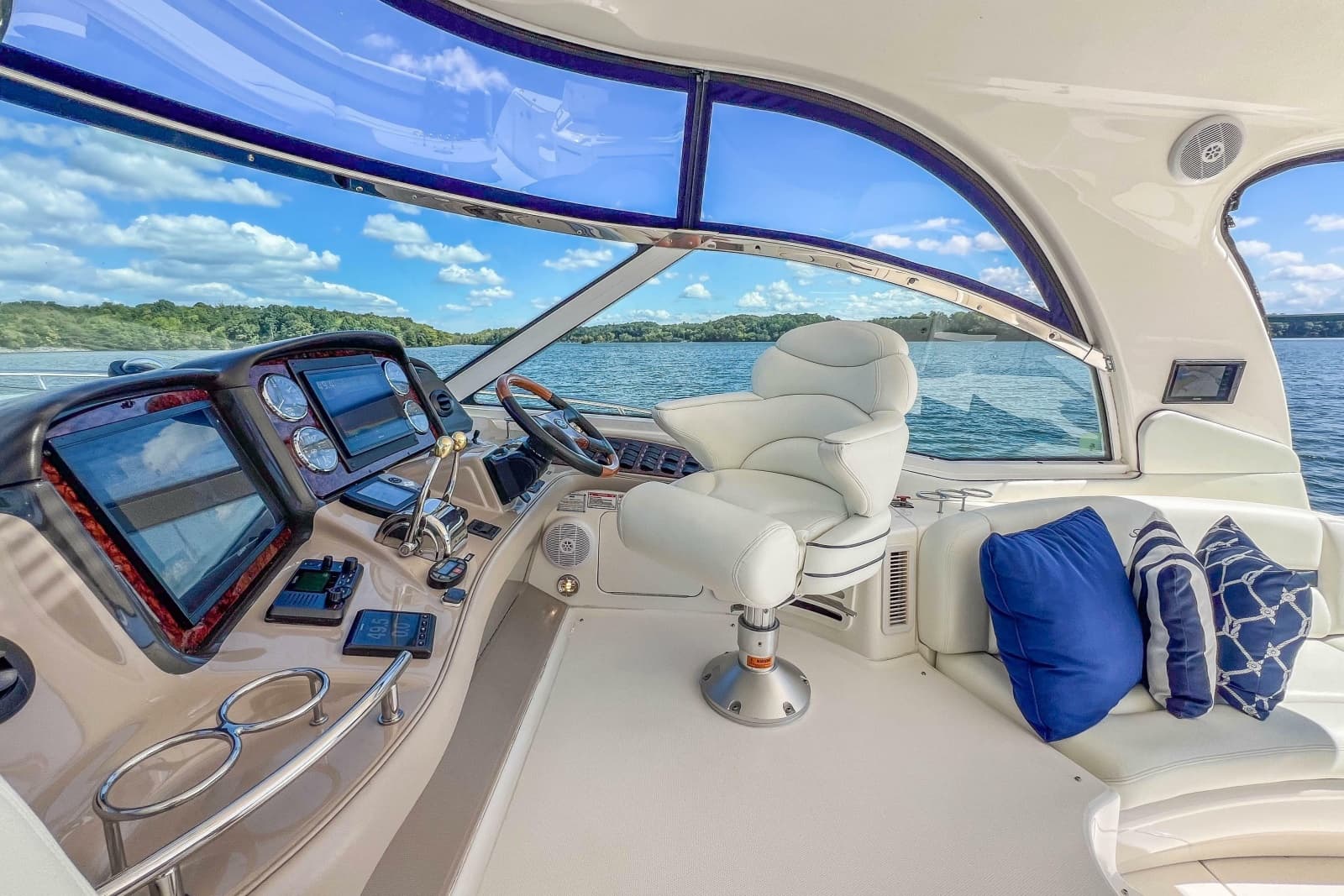 2005 Sea Ray 500 Sundancer - Photo 33