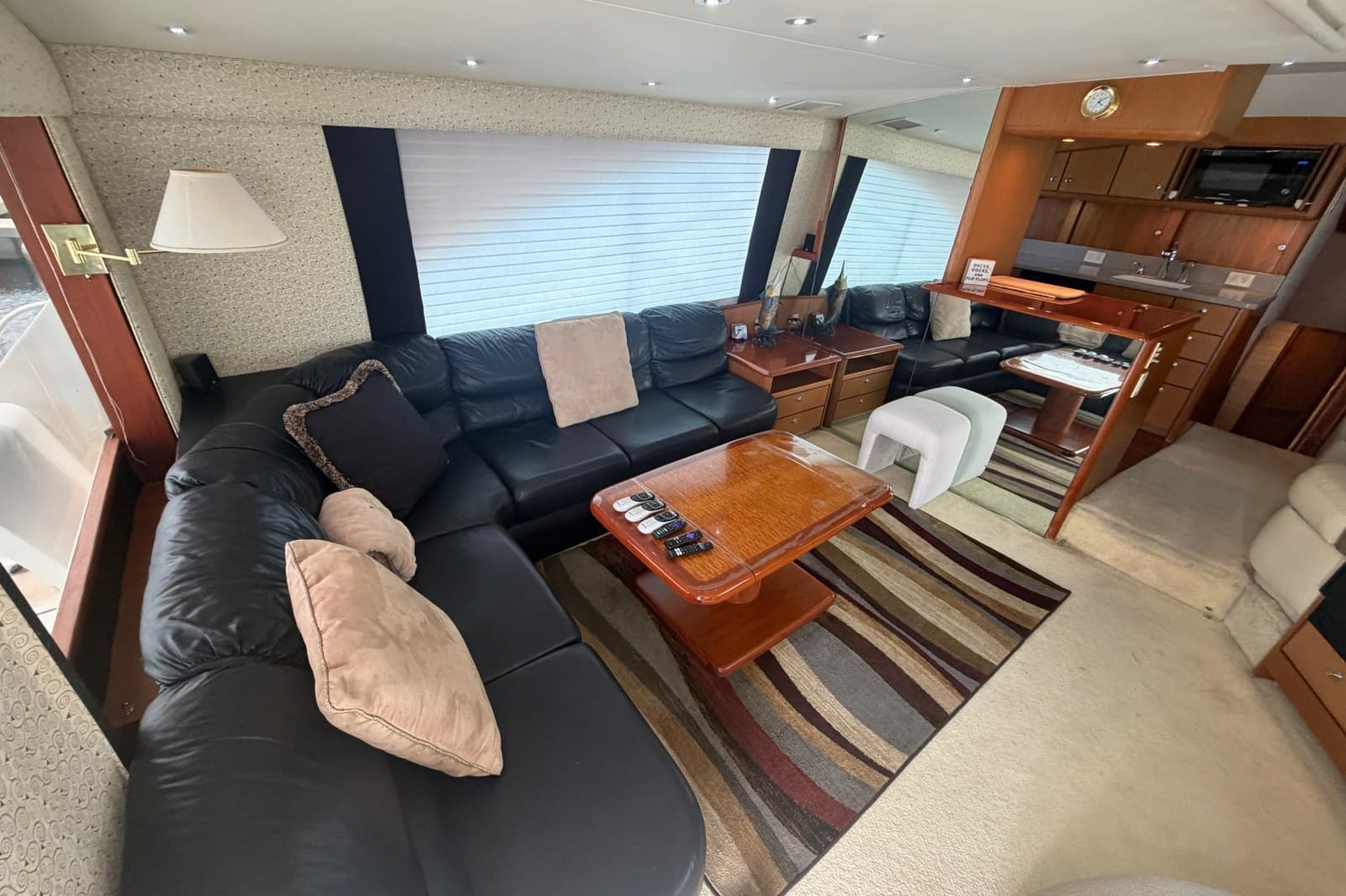 2000 Ocean Yachts 56 Super Sport - Photo 17