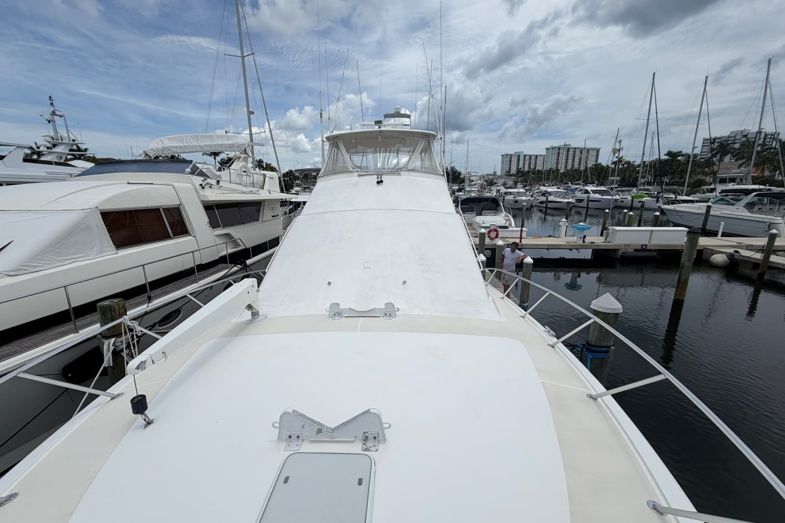 2000 Ocean Yachts 56 Super Sport - Photo 9