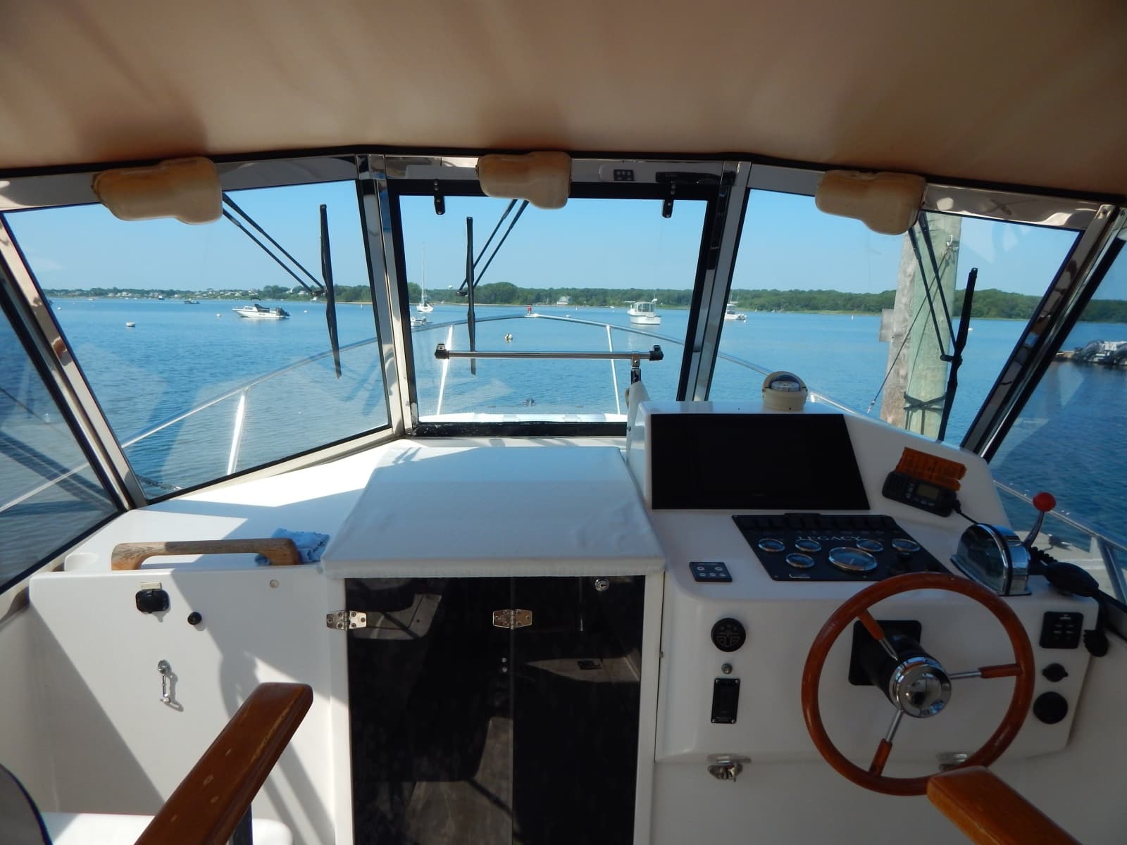 2004 Legacy Yachts 28 Express - Photo 6
