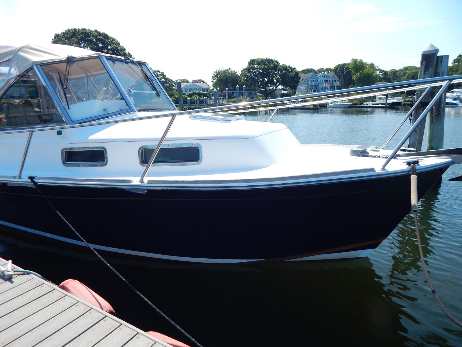 2004 Legacy Yachts 28 Express - Photo 11