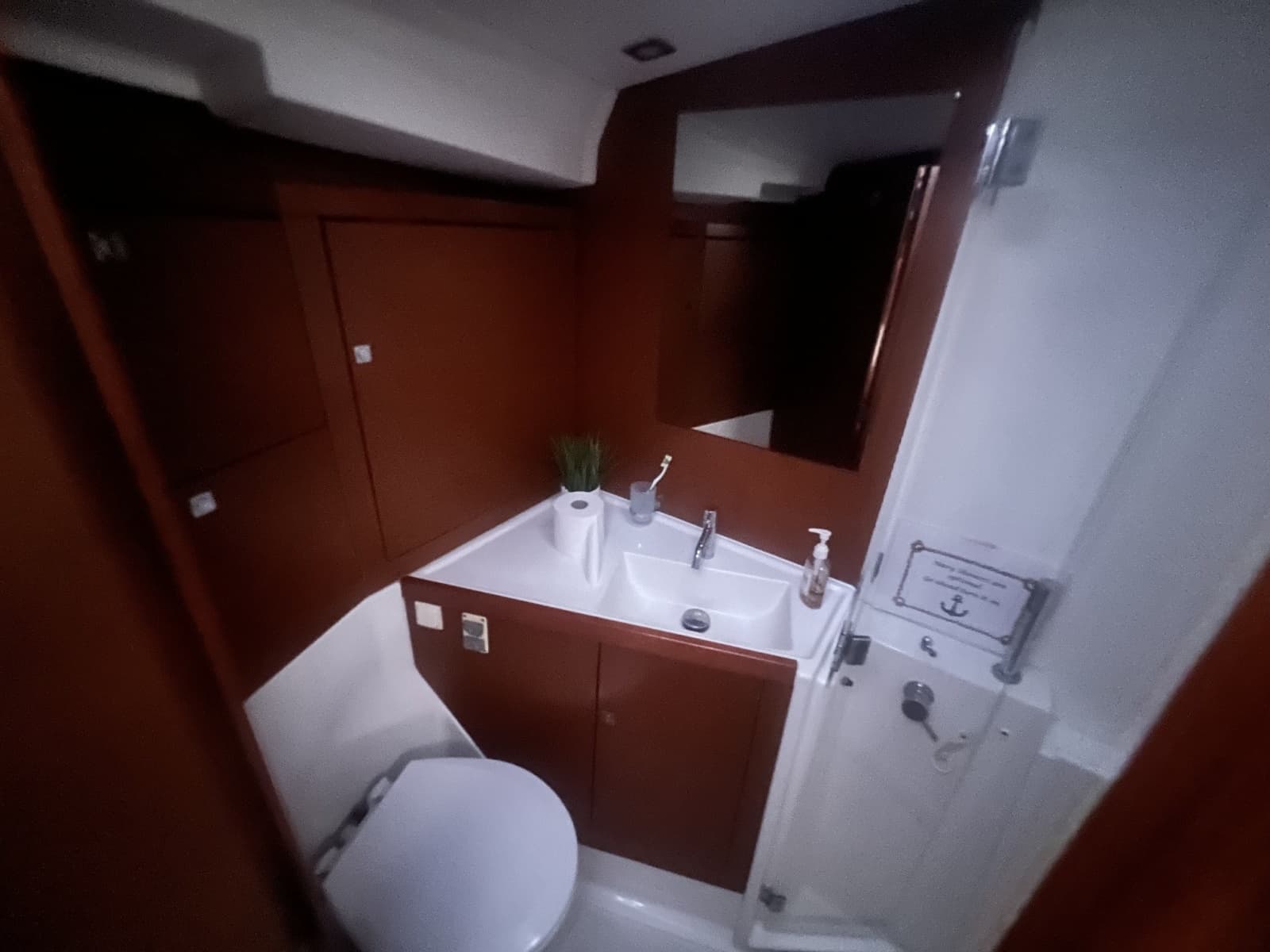 2016 Beneteau Oceanis 45 - Photo 40