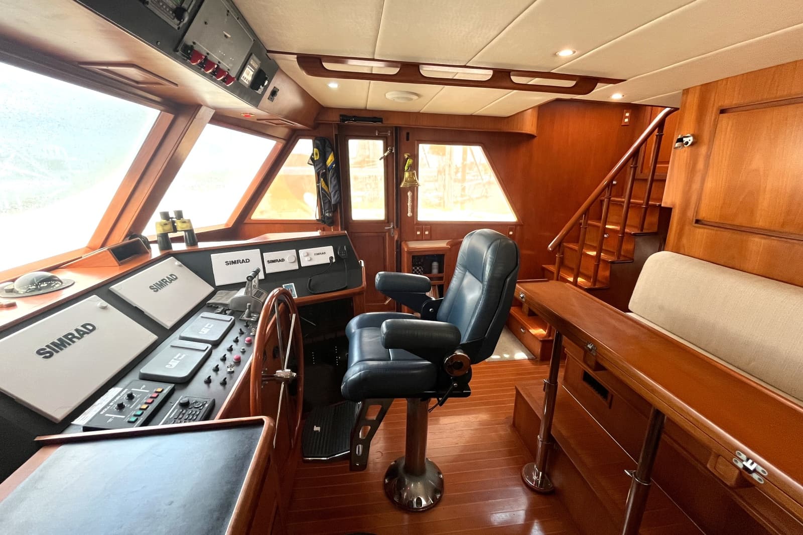 2002 Grand Alaskan 53 RPH - Photo 15