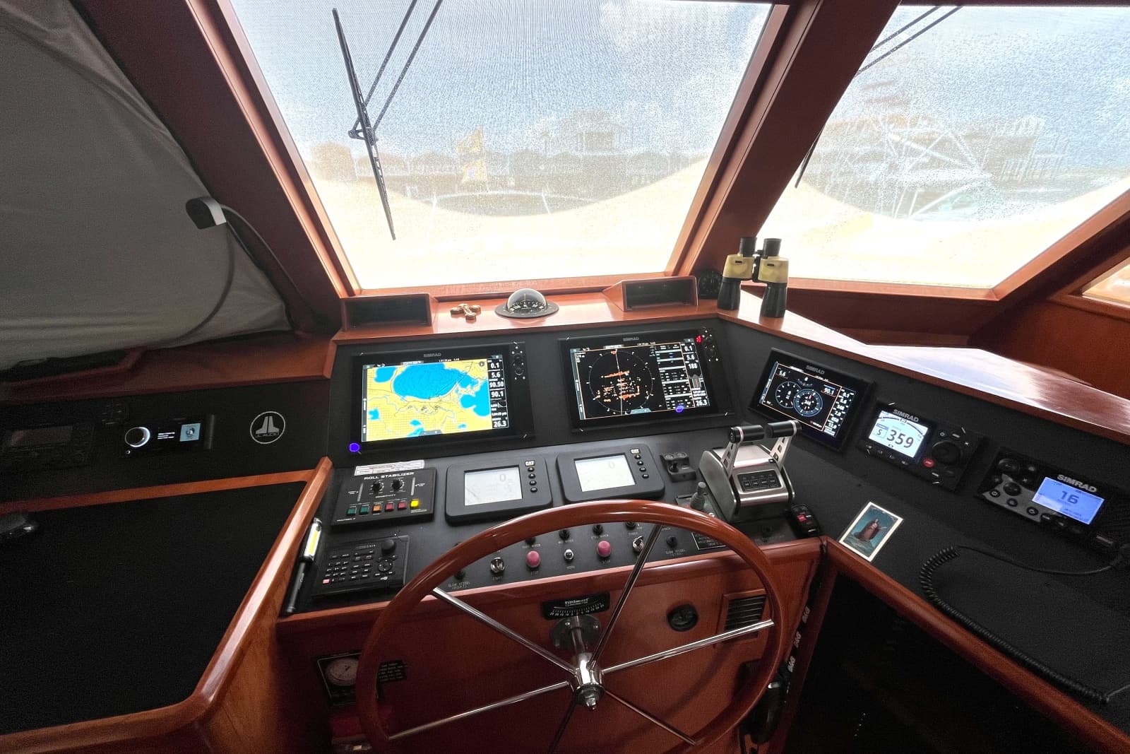2002 Grand Alaskan 53 RPH - Photo 18