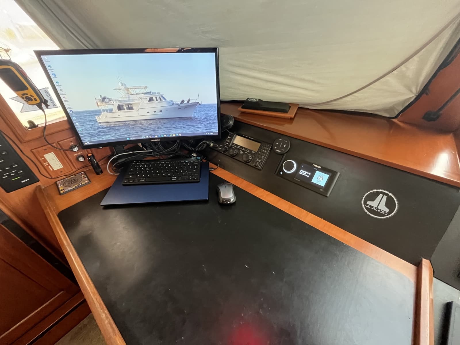 2002 Grand Alaskan 53 RPH - Photo 21