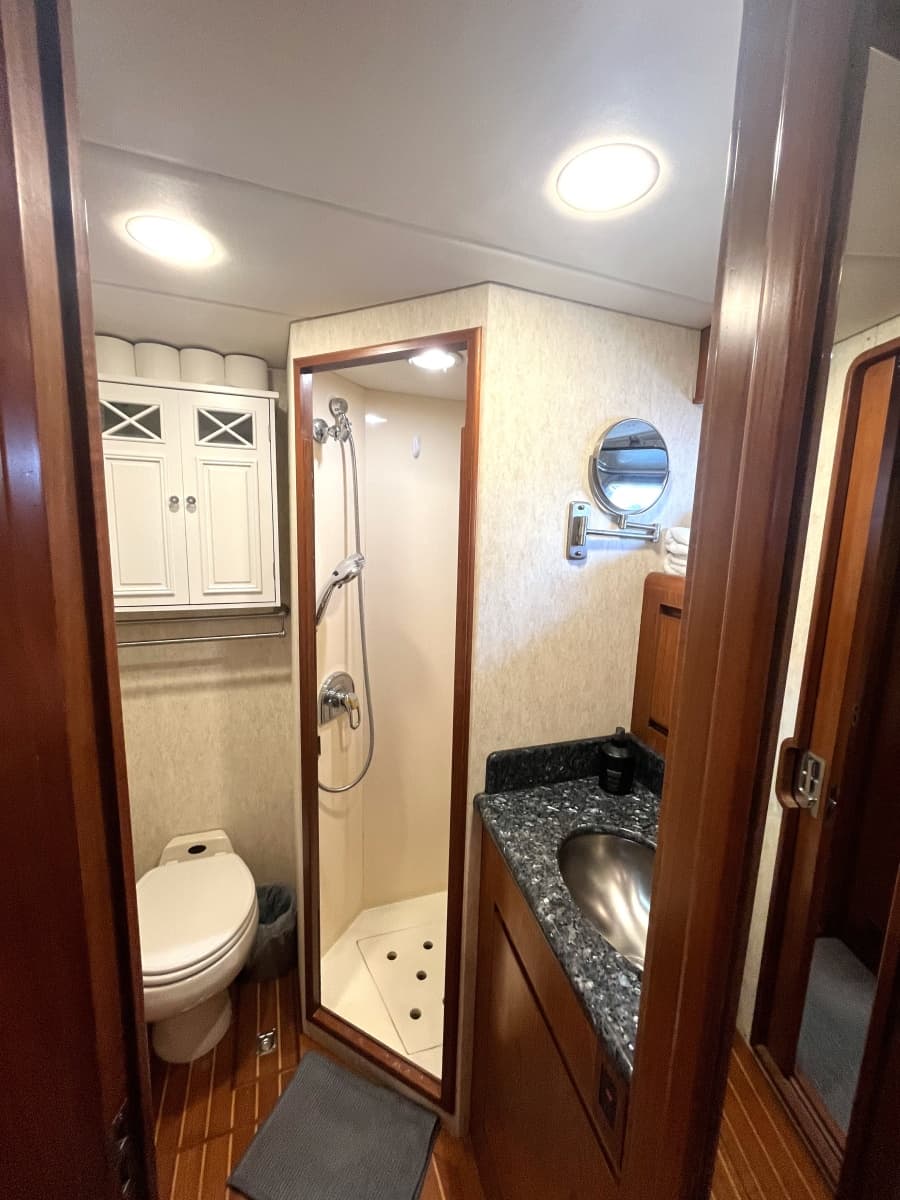 2002 Grand Alaskan 53 RPH - Photo 36