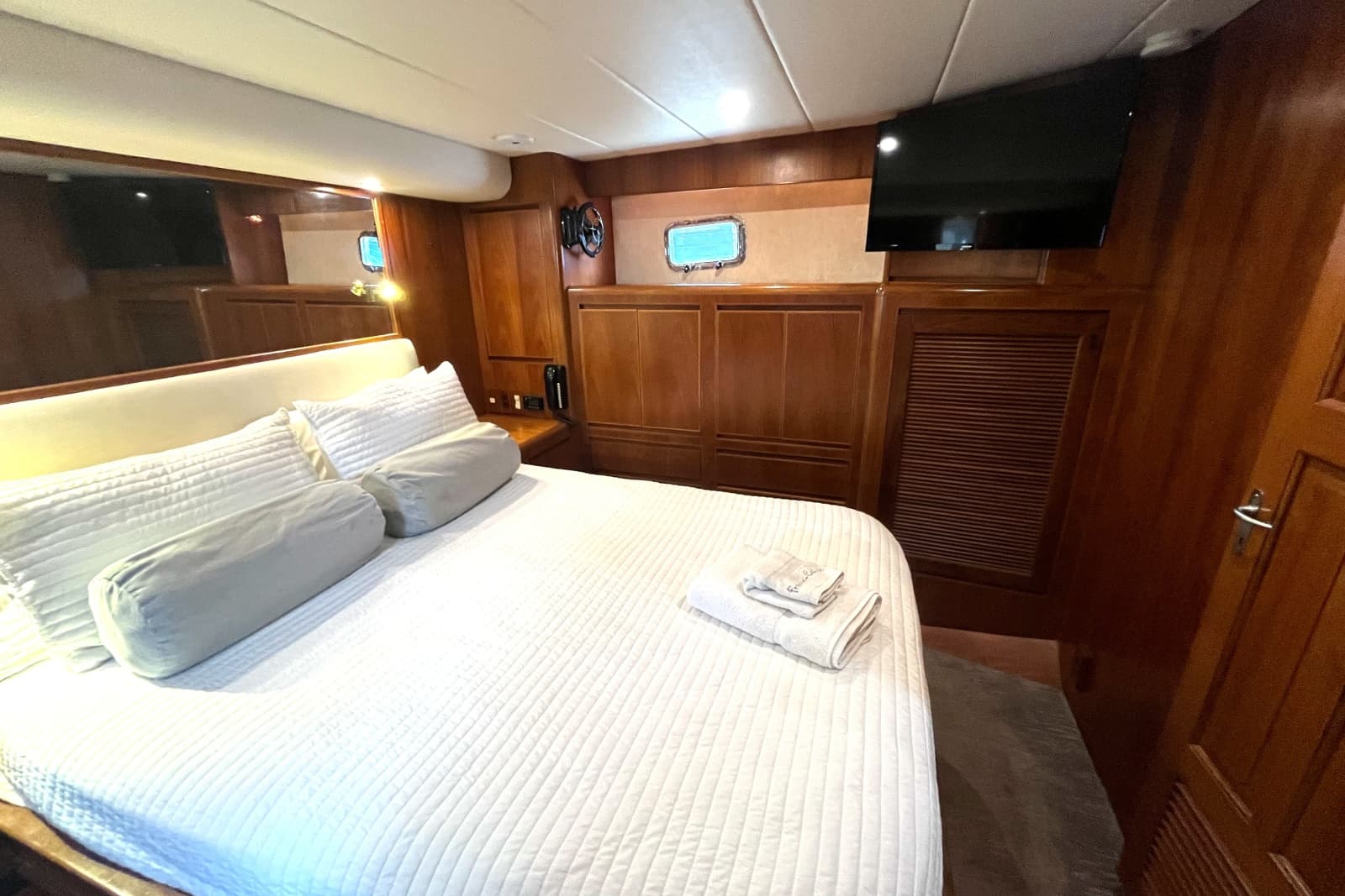 2002 Grand Alaskan 53 RPH - Photo 28