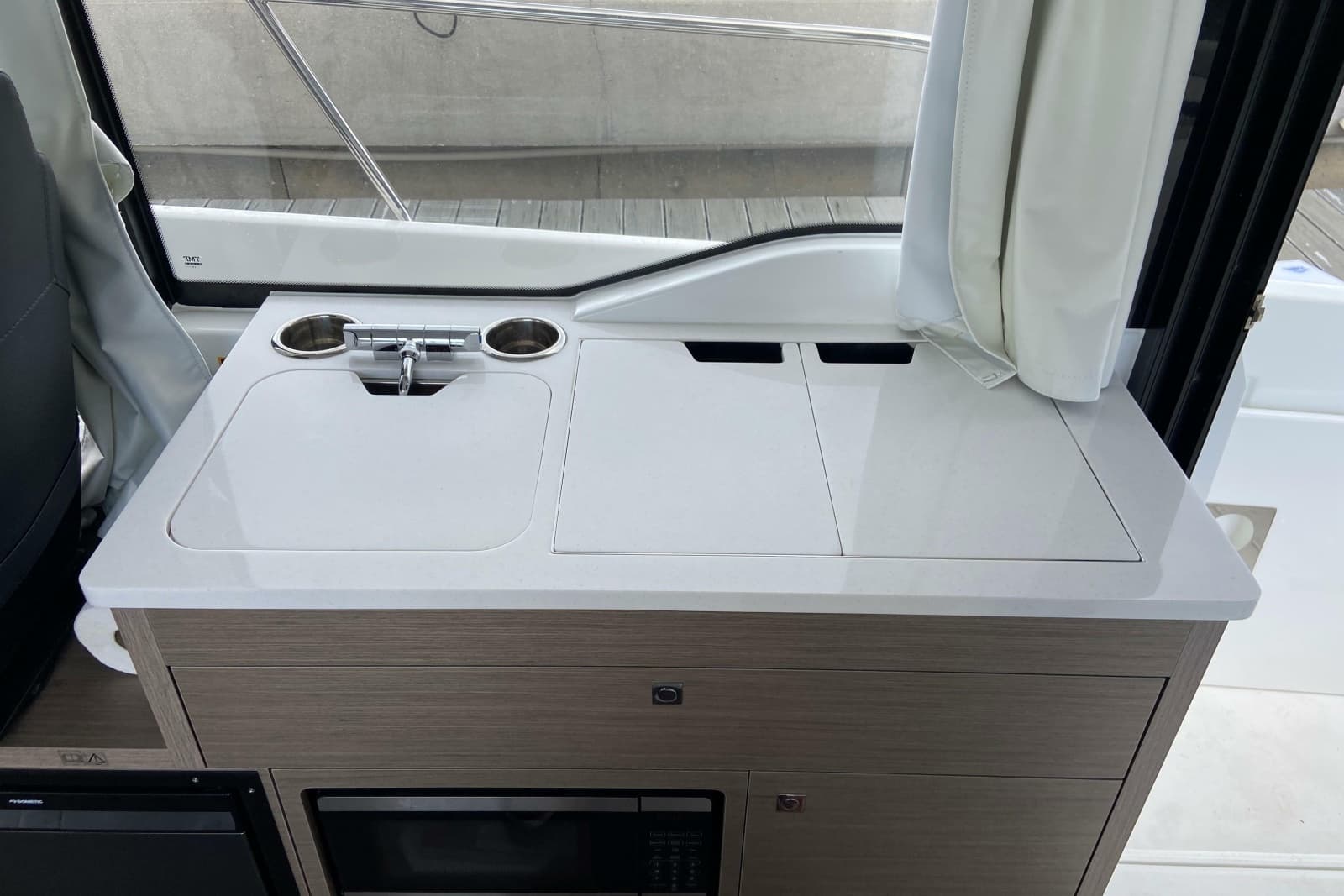 2026 Jeanneau NC 895 Series 2 - Photo 12