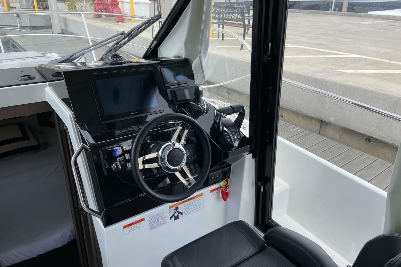 2026 Jeanneau NC 895 Series 2 - Photo 2