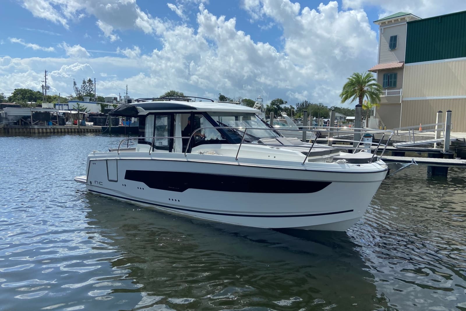 2026 Jeanneau NC 895 Series 2 - Photo 1