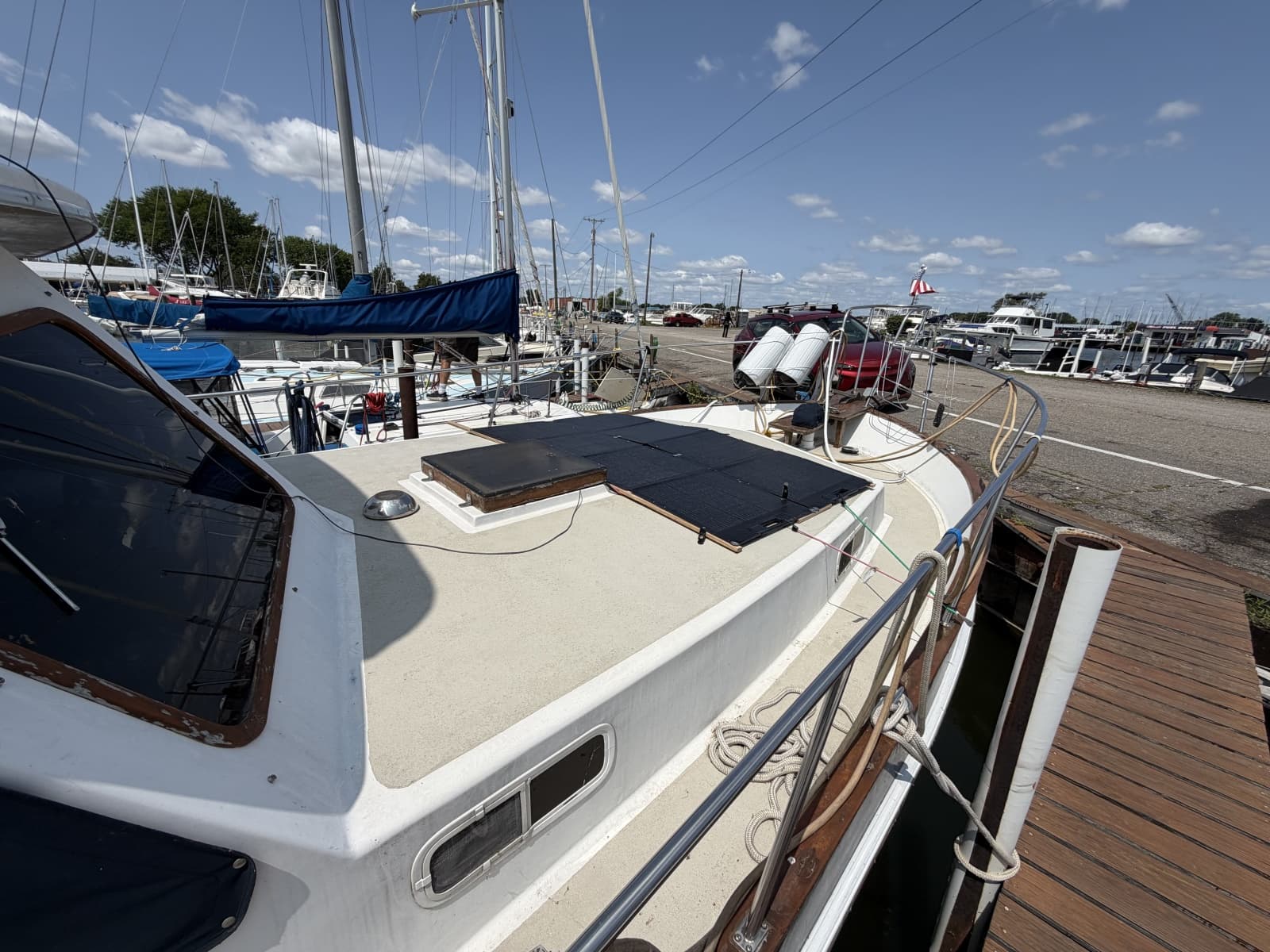 1982 Californian 34 LRC - Photo 4