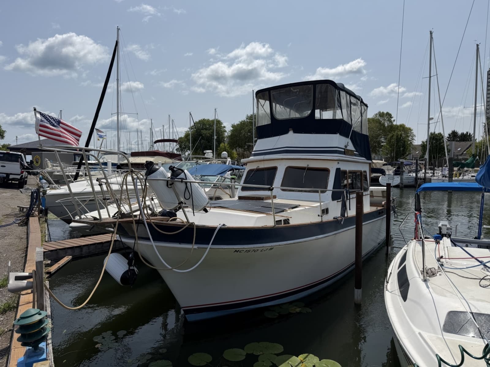 1982 Californian 34 LRC - Photo 3