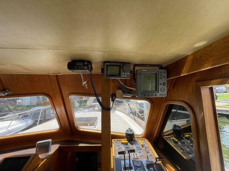 1982 Californian 34 LRC - Photo 22