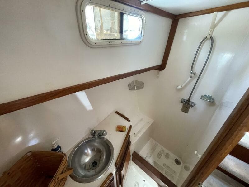 1982 Californian 34 LRC - Photo 34