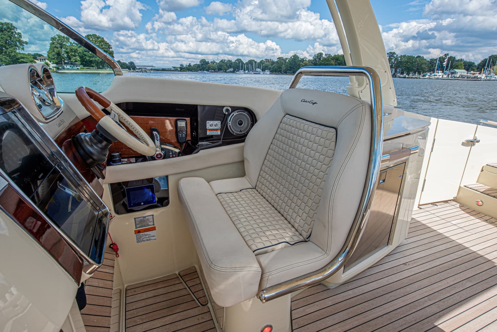 2022 Chris-Craft Launch 35 GT - Photo 30
