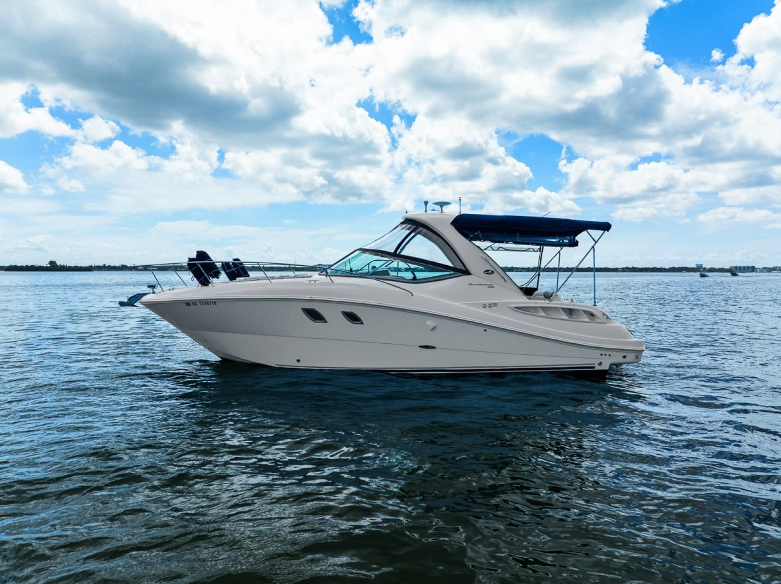 2009 Sea Ray 310 Sundancer - Photo 1