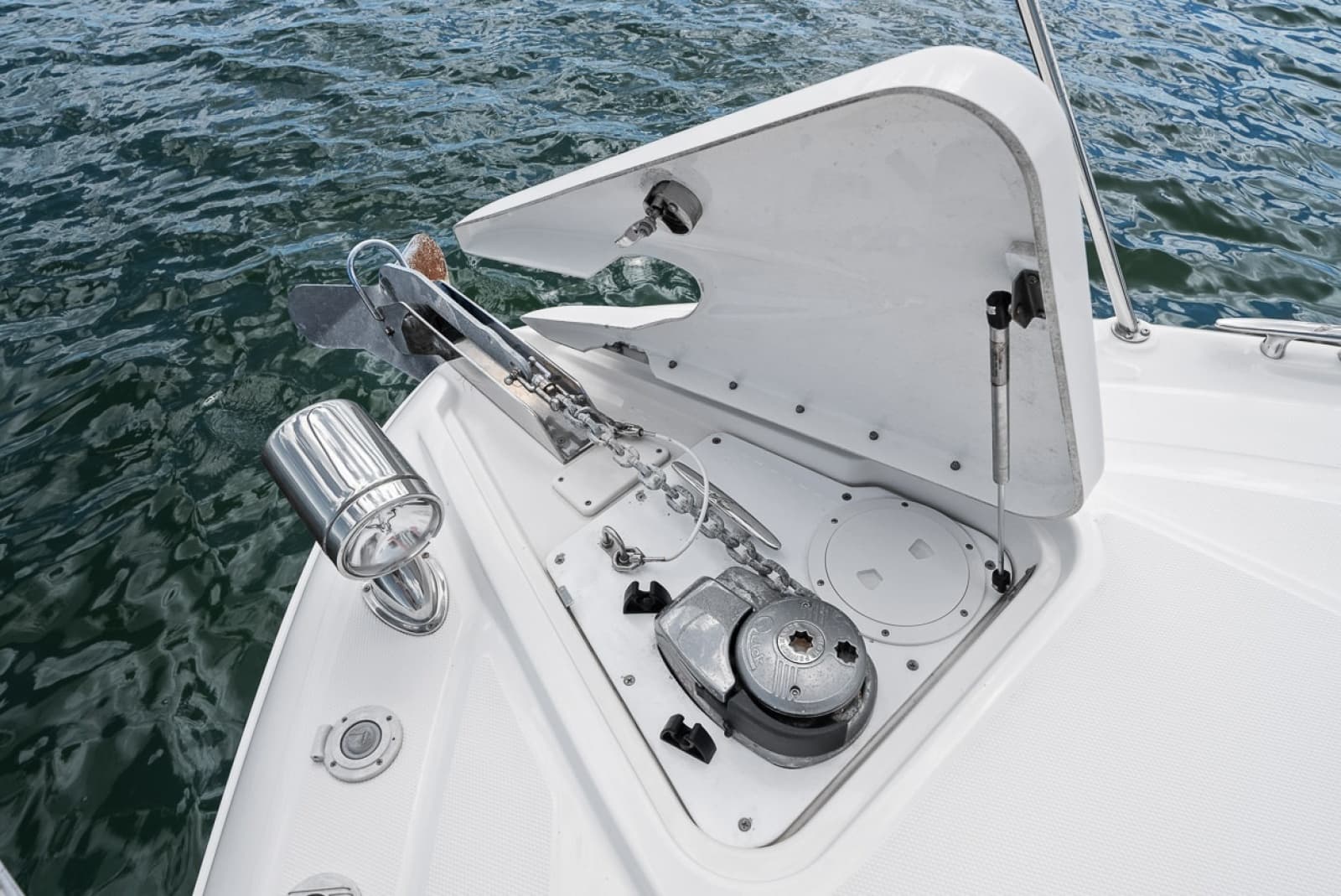 2009 Sea Ray 310 Sundancer - Photo 42