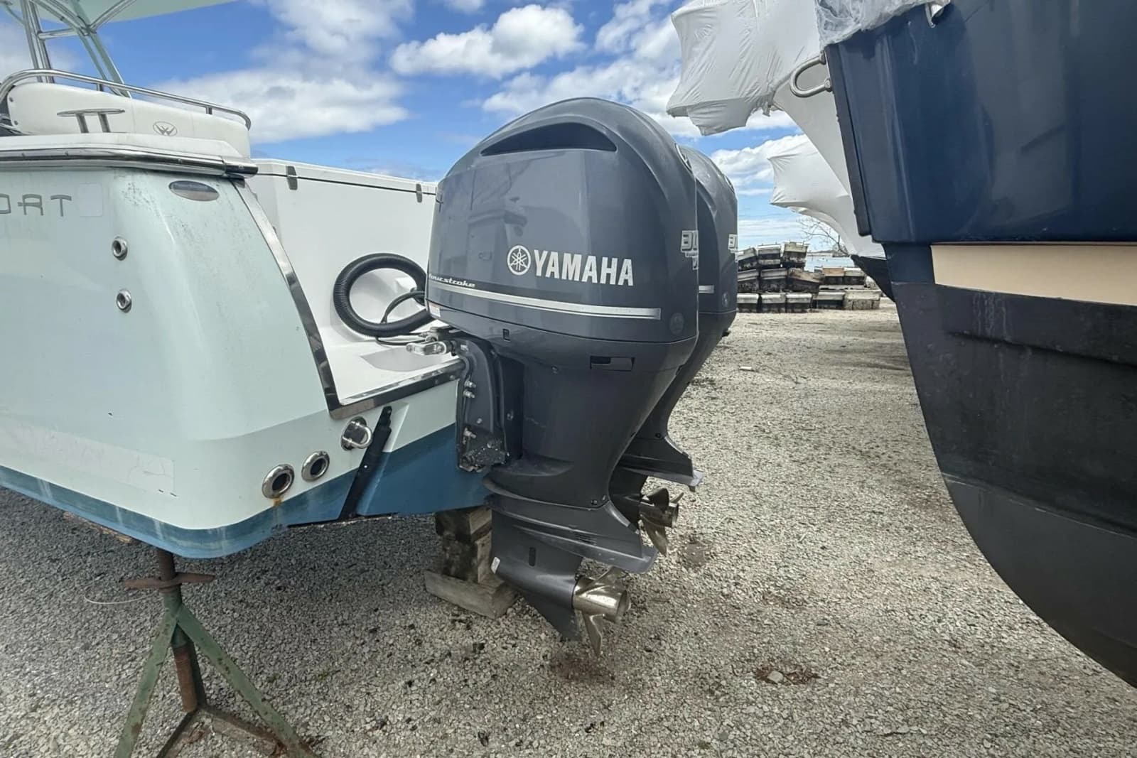2012 Southport Center Console - Photo 9