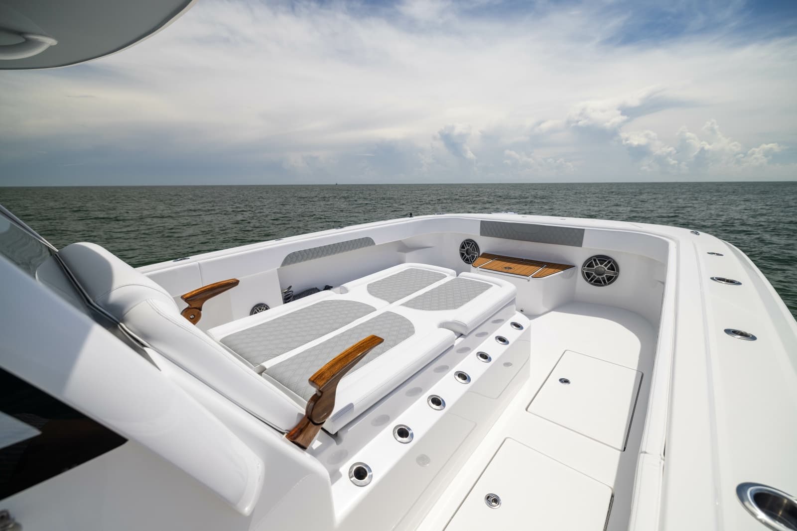 2026 Front Runner Catamaran - Photo 14