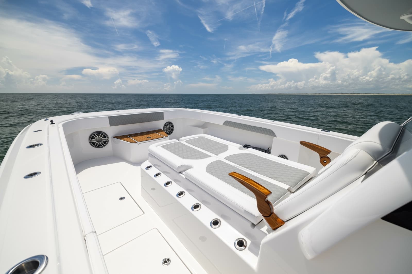 2026 Front Runner Catamaran - Photo 13