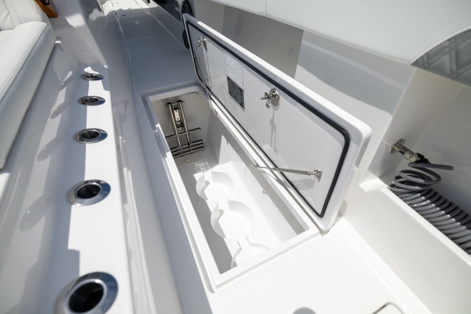 2026 Front Runner Catamaran - Photo 28