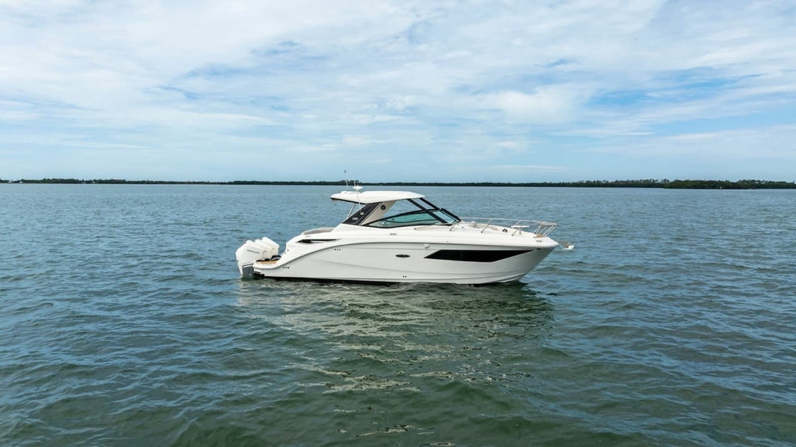 2022 Sea Ray Sundancer - Photo 3