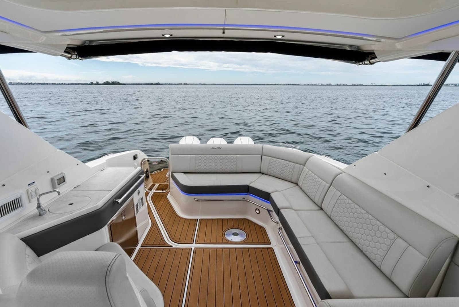 2022 Sea Ray Sundancer - Photo 30
