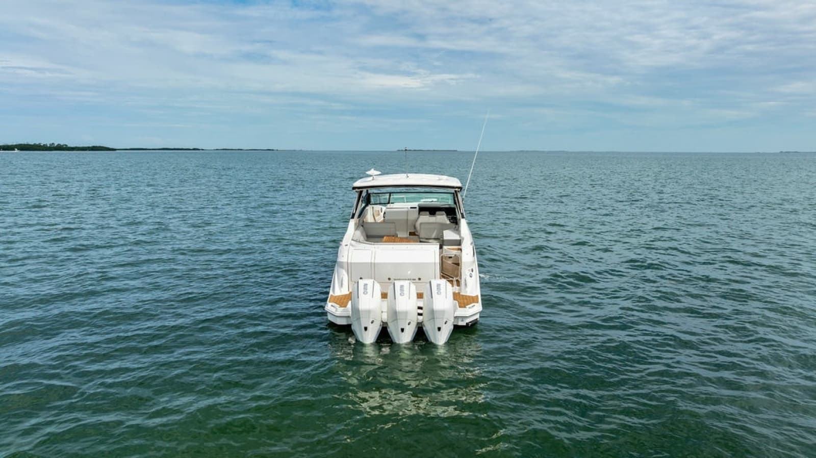 2022 Sea Ray Sundancer - Photo 5