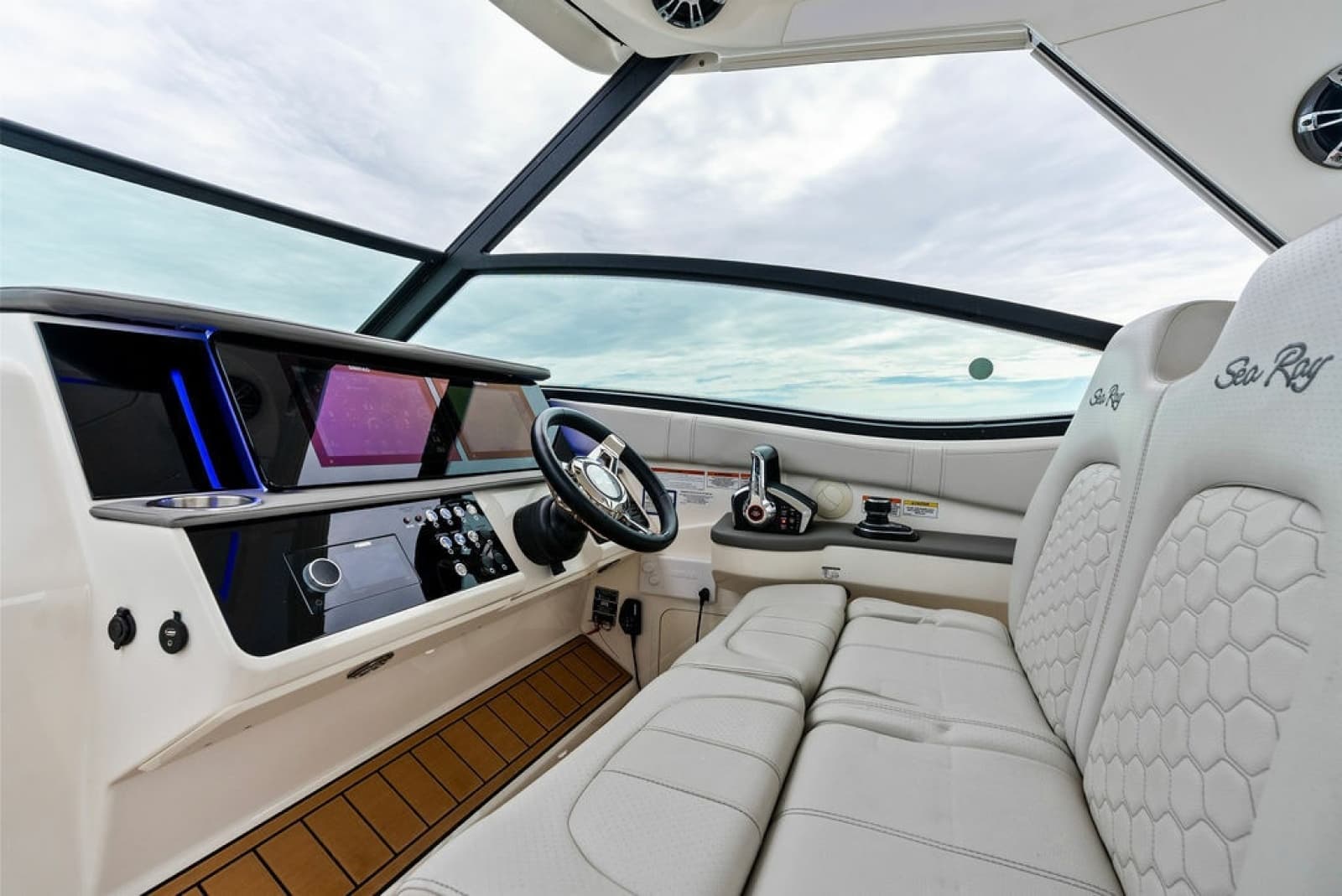 2022 Sea Ray Sundancer - Photo 28