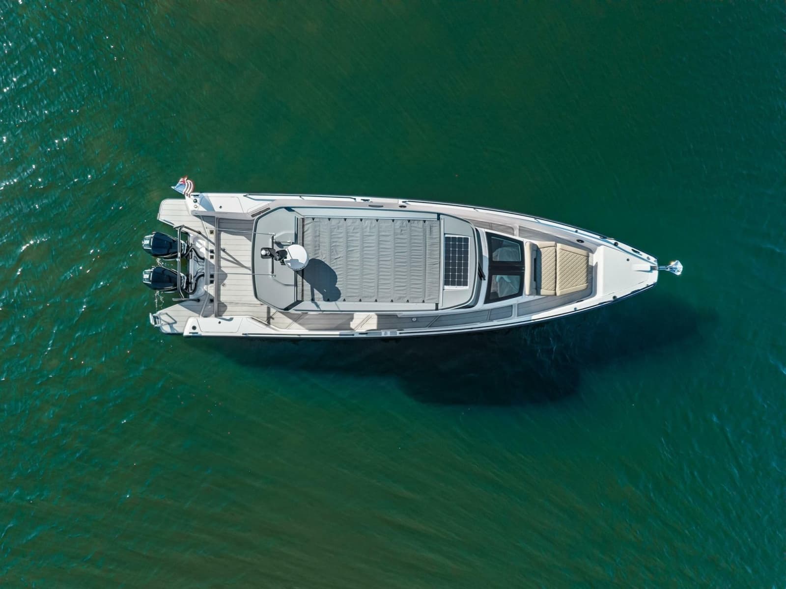 2023 Axopar 37 Suntop - Photo 46