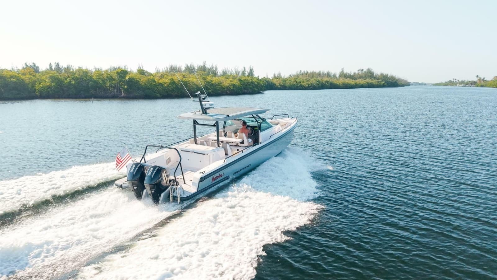 2023 Axopar 37 Suntop - Photo 43