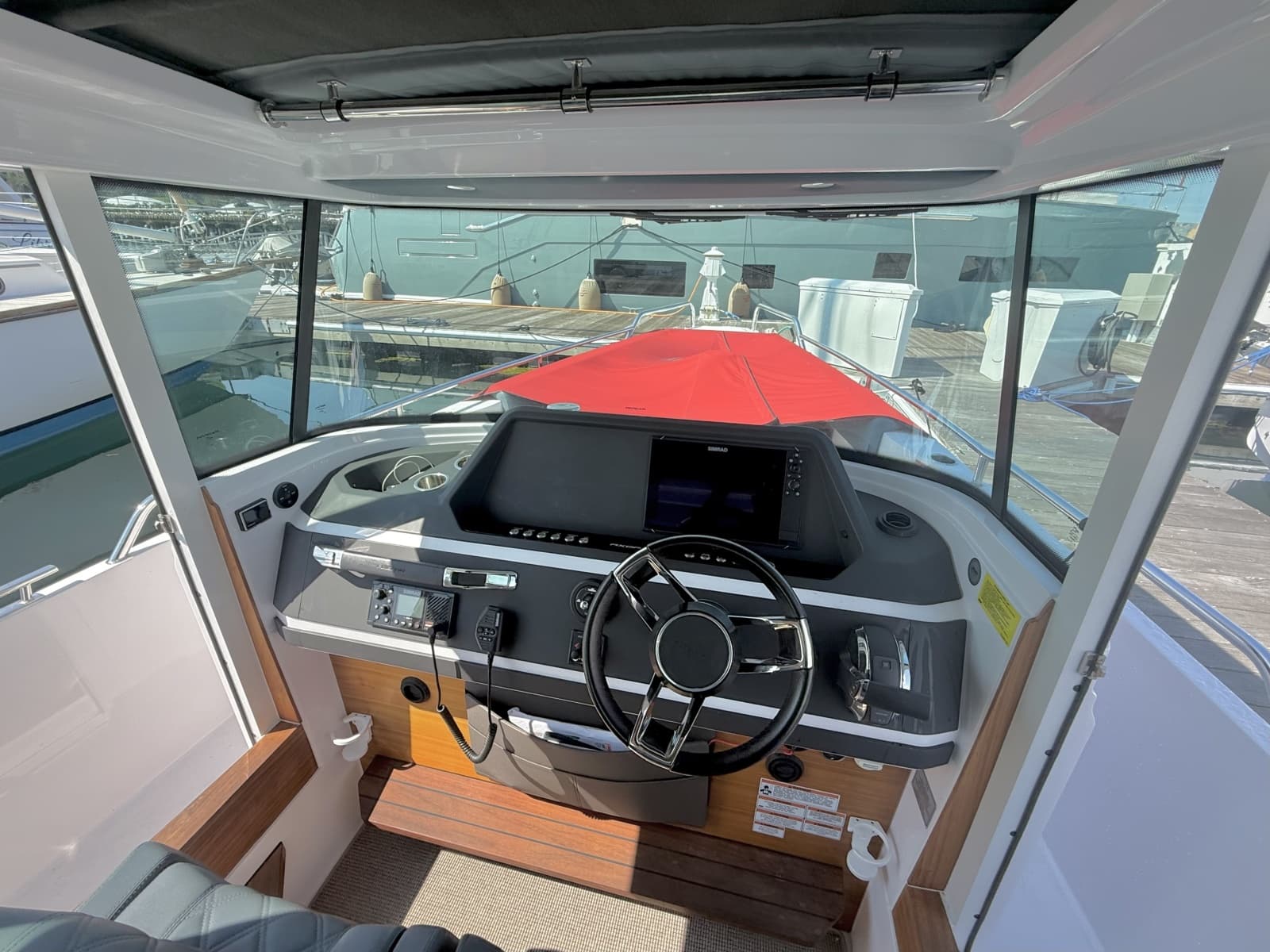 2022 Axopar 28 Cabin - Photo 29