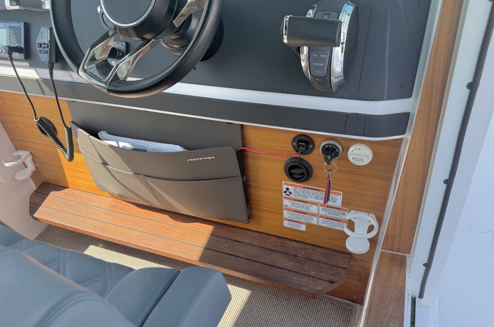 2022 Axopar 28 Cabin - Photo 41