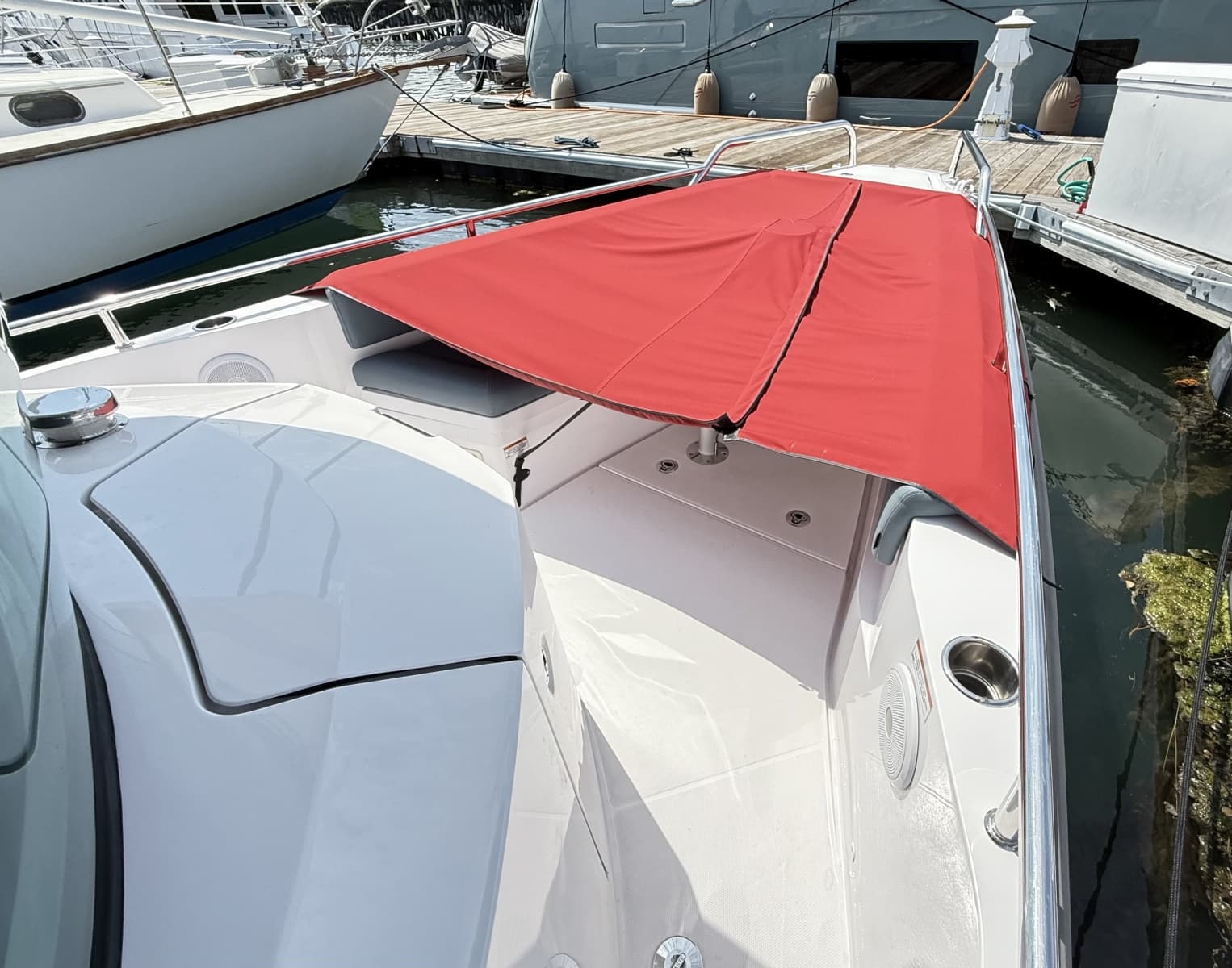 2022 Axopar 28 Cabin - Photo 15