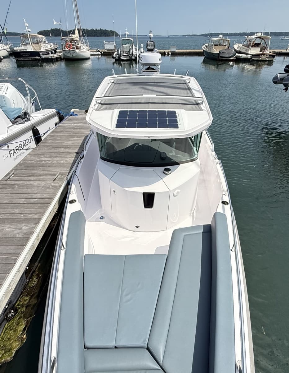 2022 Axopar 28 Cabin - Photo 20