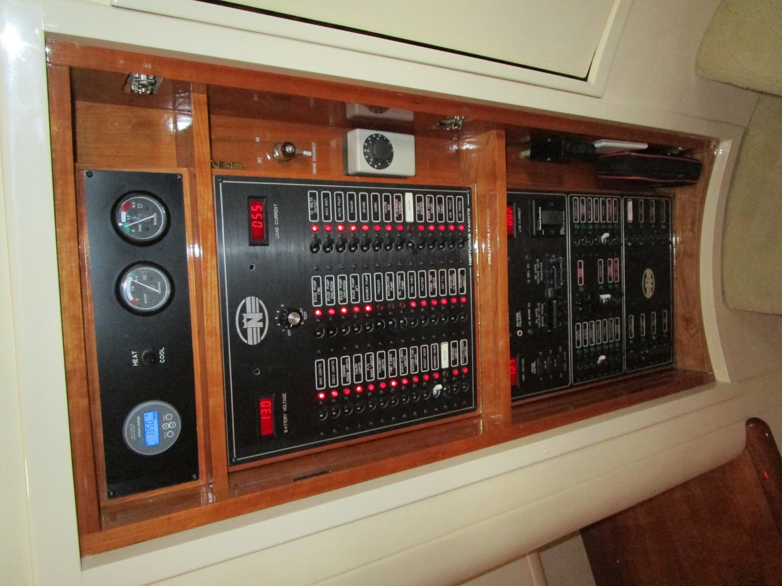 2003 Neptunus Flybridge Motor Yacht - Photo 14
