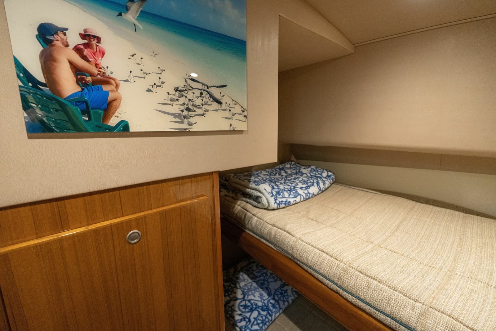 2015 Viking 42 Convertible - Photo 33