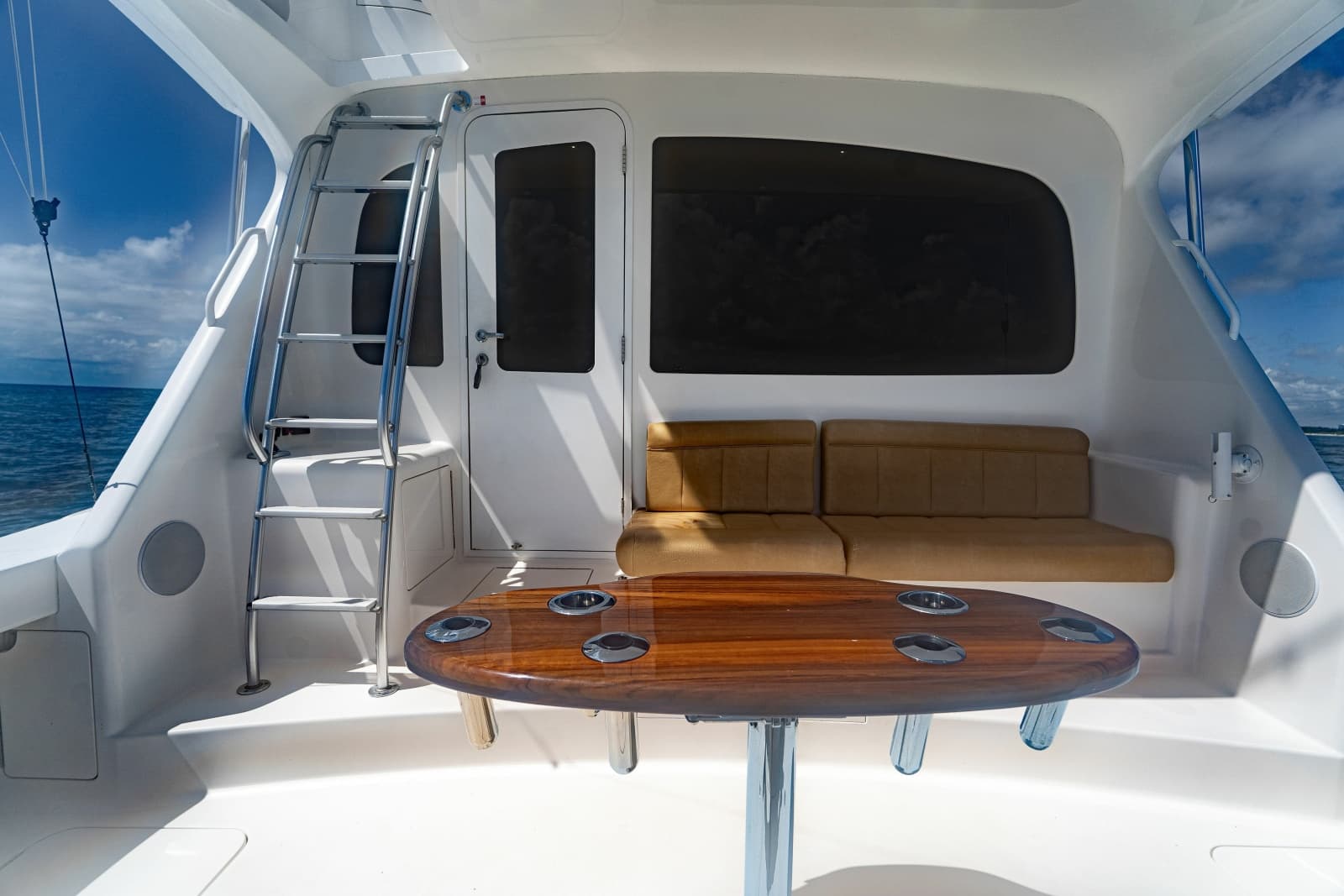 2015 Viking 42 Convertible - Photo 8