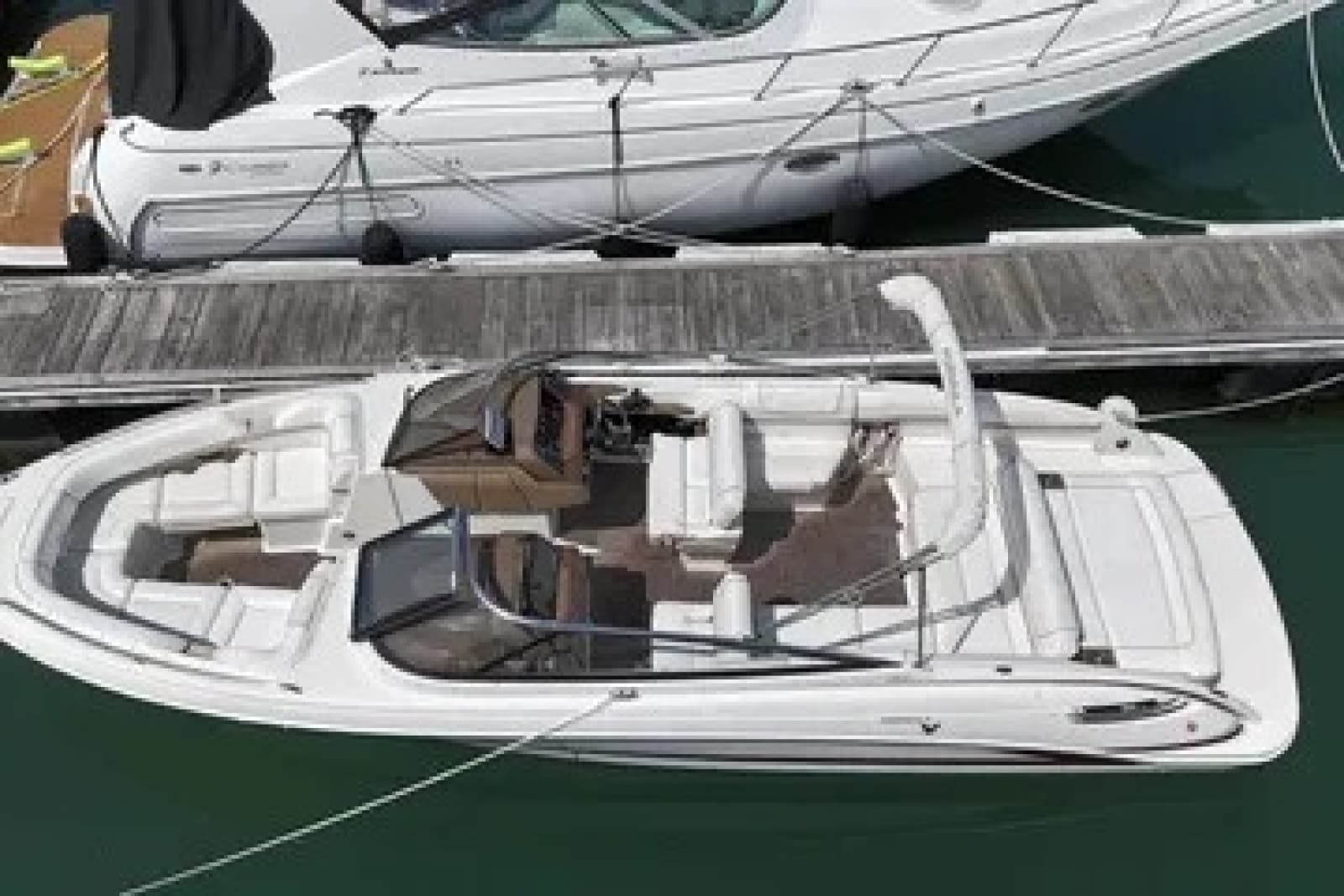 2014 Formula 270 Bowrider - Photo 2